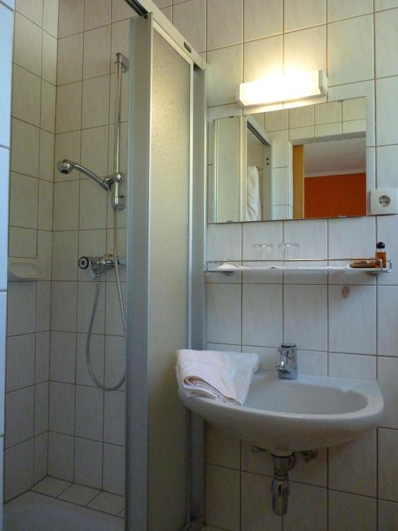 Pension Broenimann Ossiach Quarto foto
